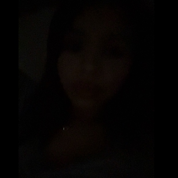 Meet your Posher, Lynley - Picture 1 of 1